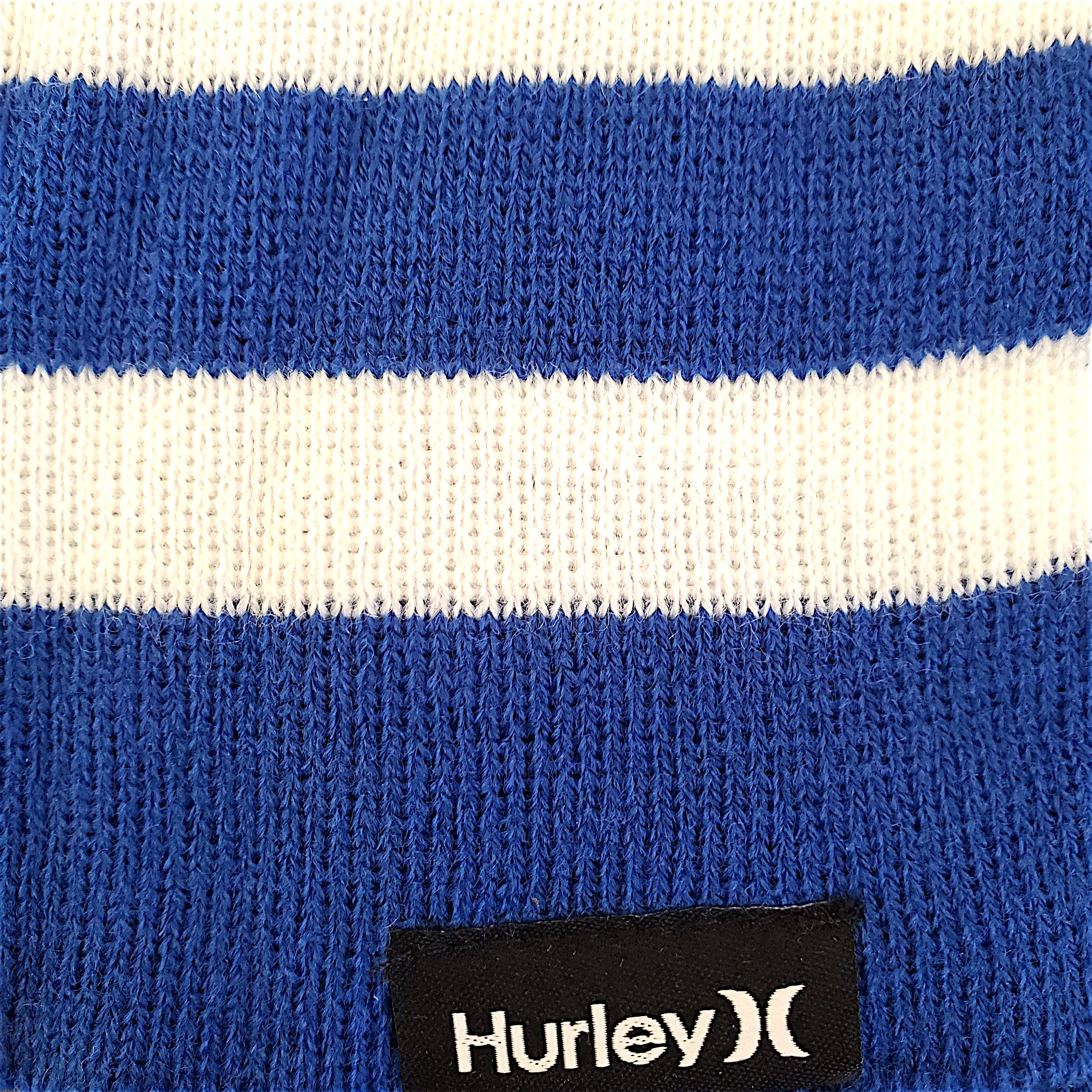 HURLEY New Yorker Scarf & Beanie Set