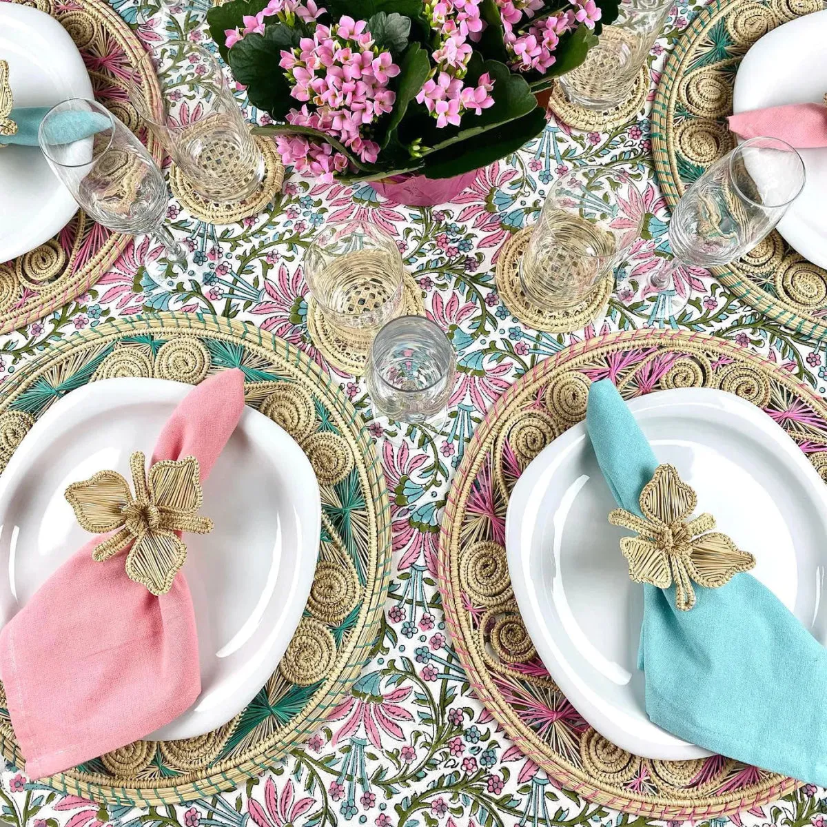 Iraca Hand-Woven Round Placemat | Natural & Pink