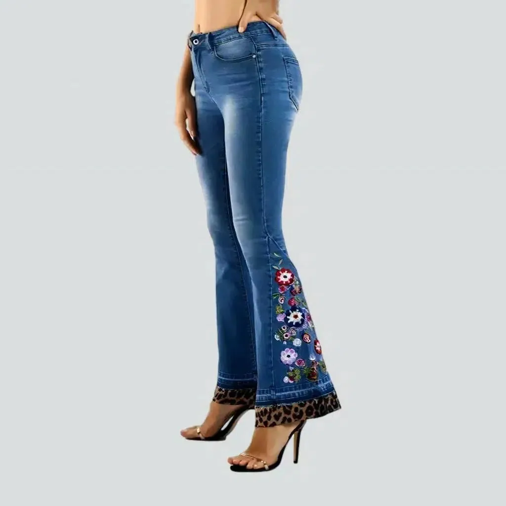 Mid-waist women's bootcut jeans