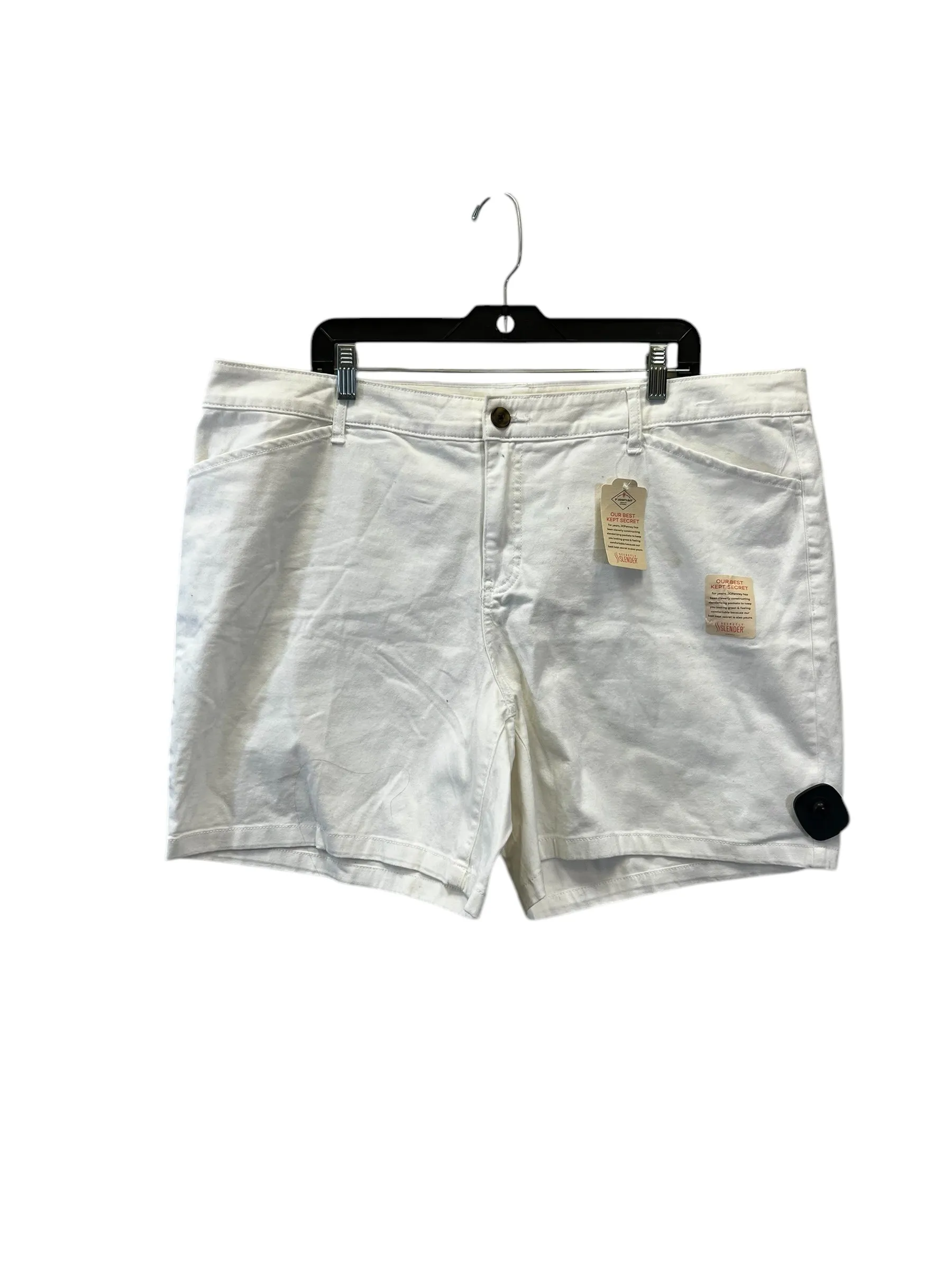 Shorts By St Johns Bay In White, Size: 20